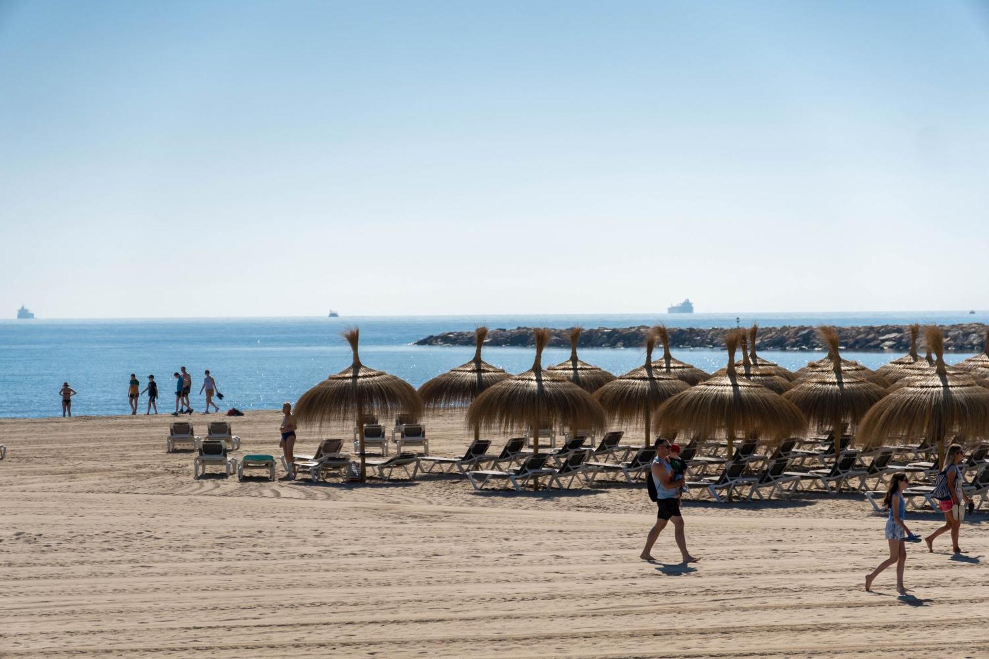 Turistmar - Amplio Apartamento En Salou Con Piscina, A 2 Minutos De La Playa Luaran gambar
