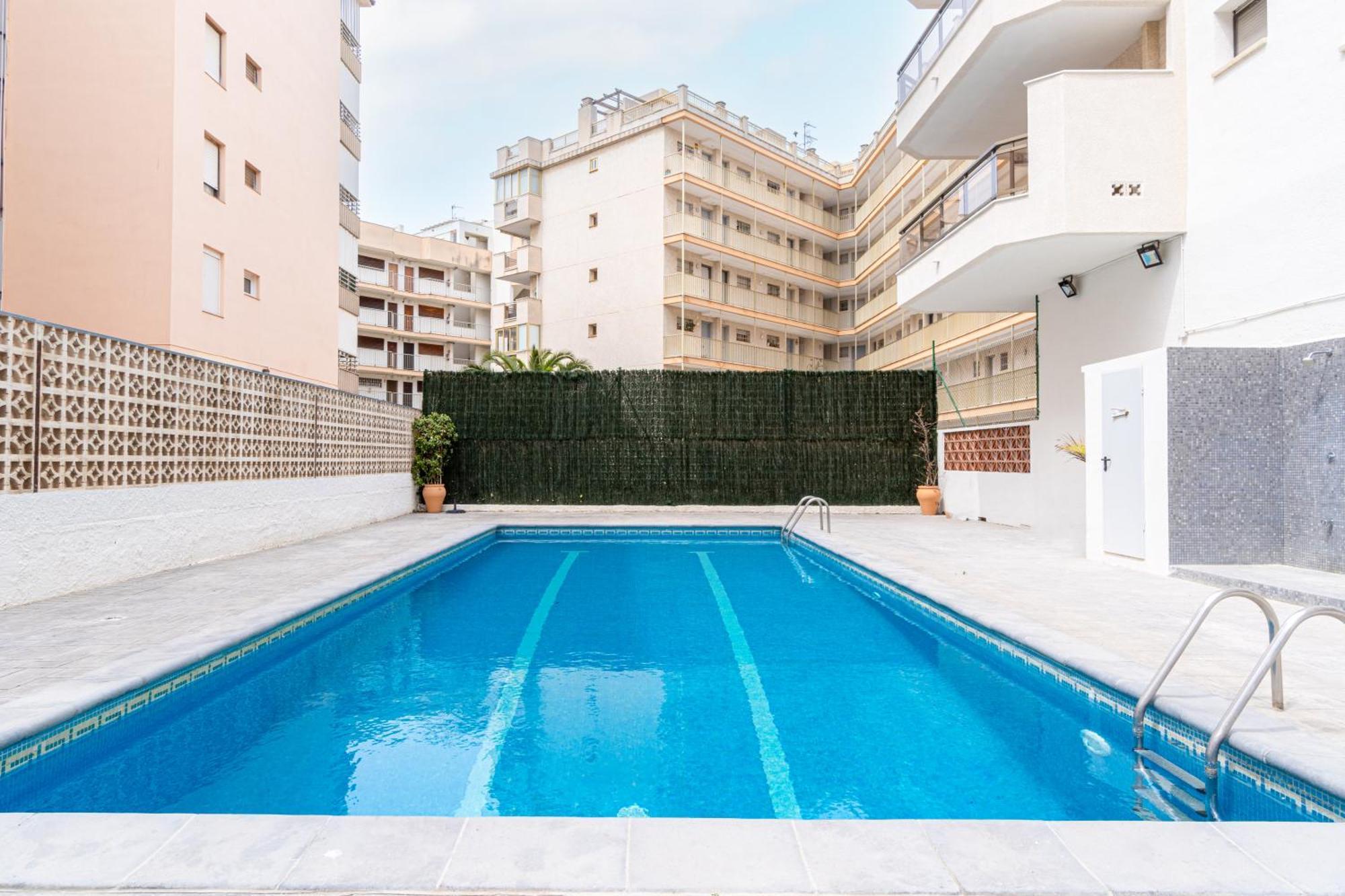 Turistmar - Amplio Apartamento En Salou Con Piscina, A 2 Minutos De La Playa Luaran gambar